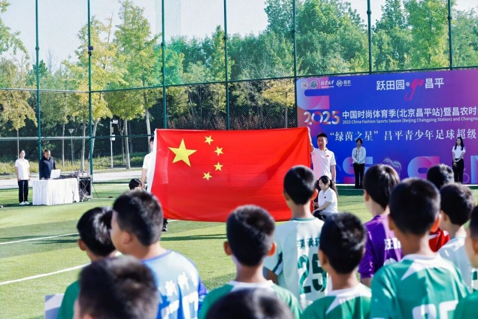 OYMbI, 暨昌农时尚, 多轮激烈交