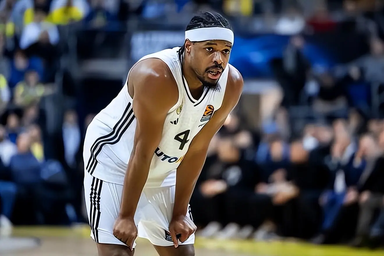 篮板, 冠赛场上