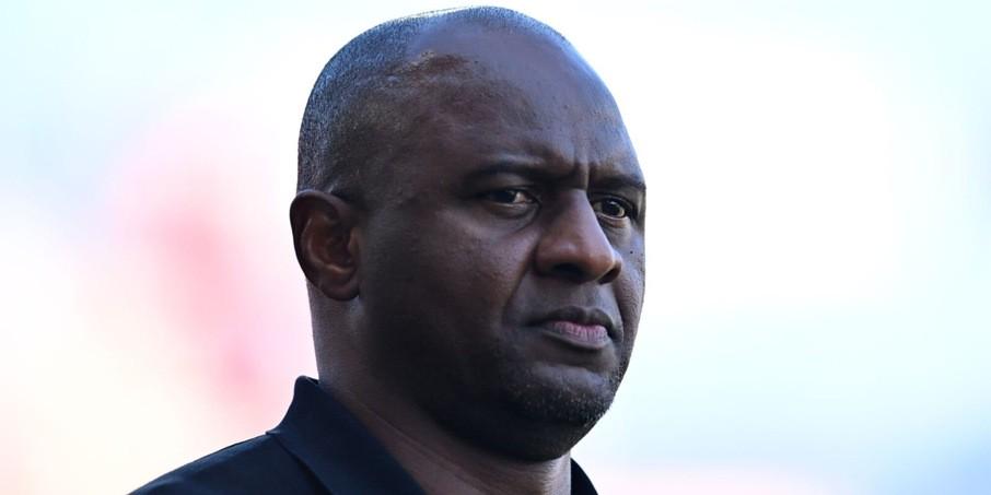 白他属于一 白他属于一