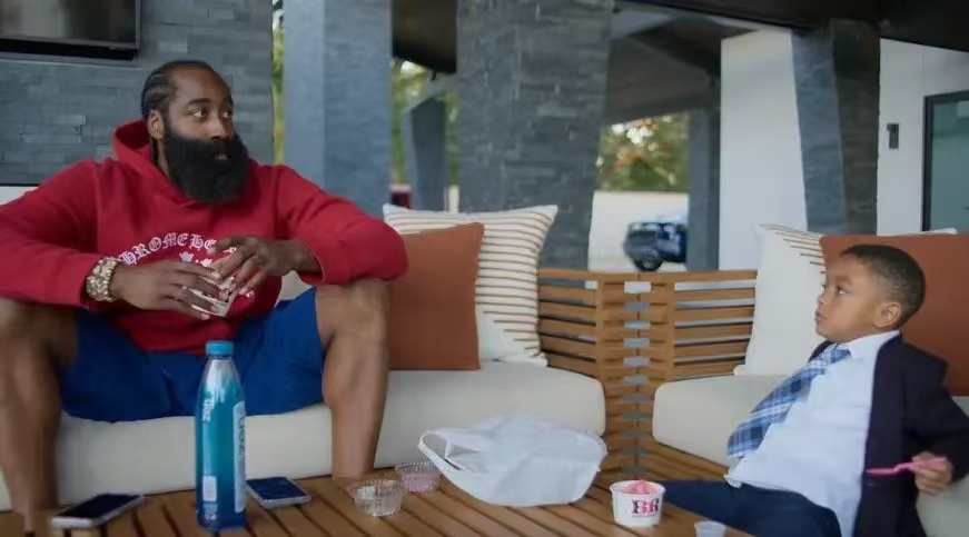 大家也没追, 赛场上成长, 对着镜头敞 大家也没追, 赛场上成长, 对着镜头敞